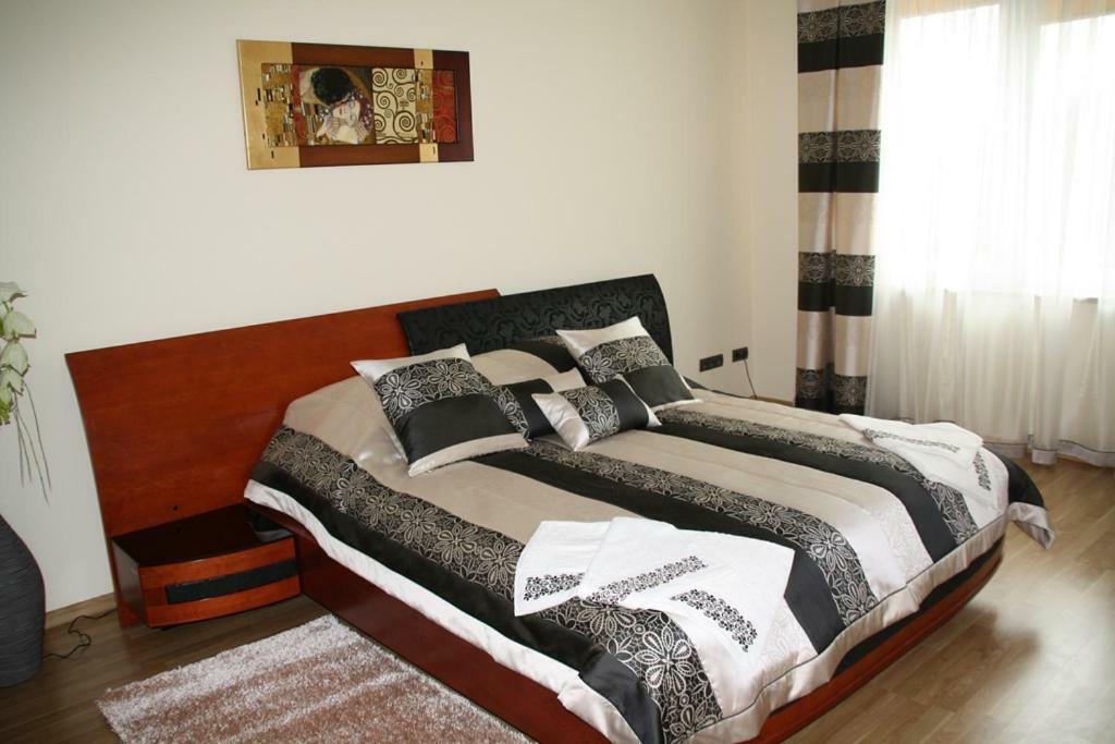 Hotel For You Pabianice Dış mekan fotoğraf